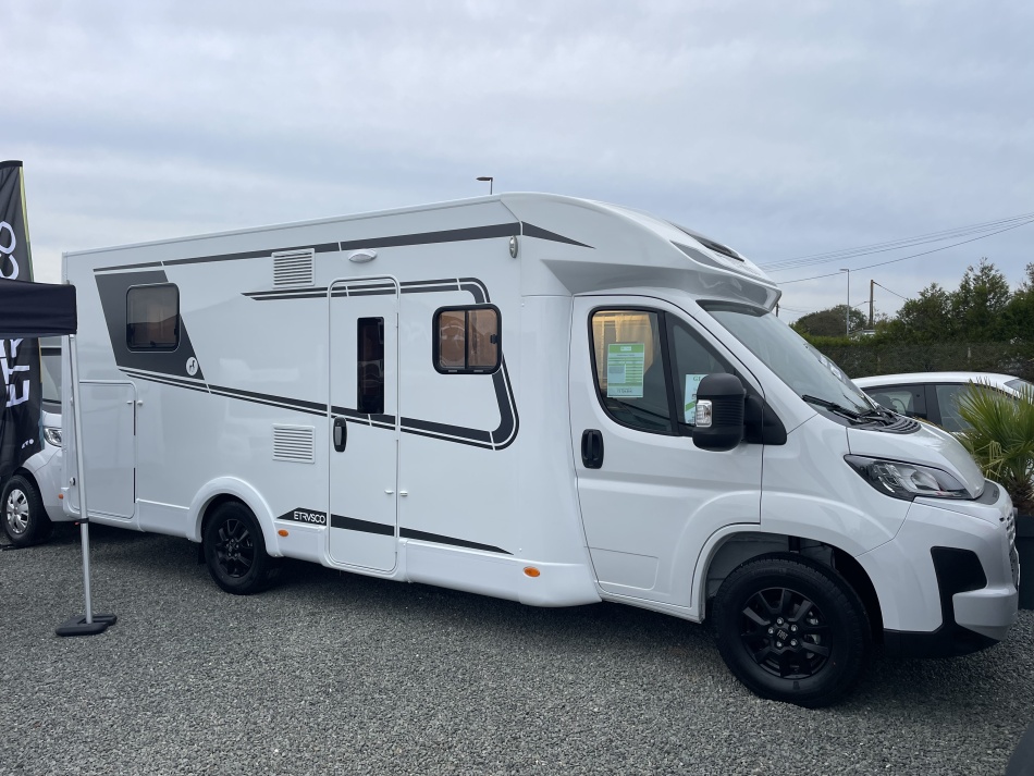 camping car ETRUSCO PROFILE T 7400 QBC modèle 2026